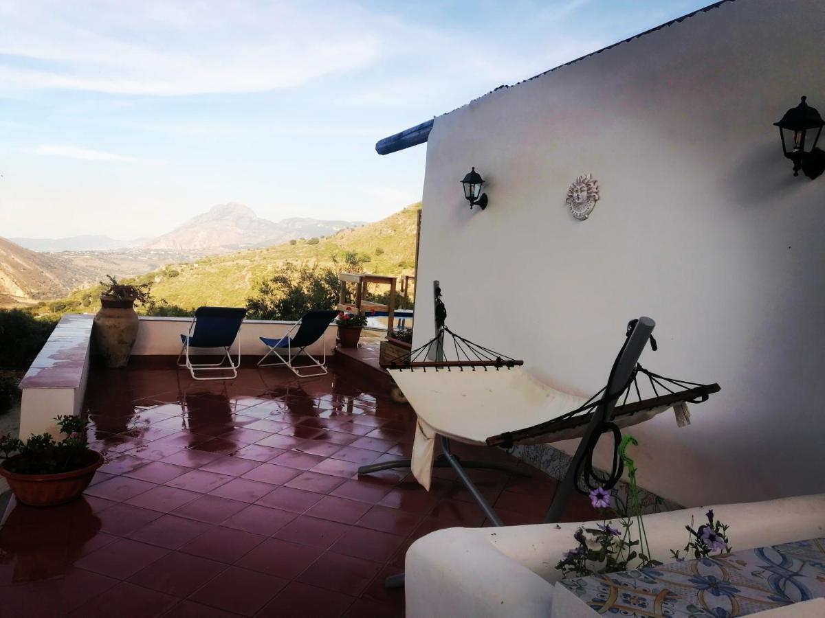 L'Opuntia Sul Lago Caccamo Dış mekan fotoğraf